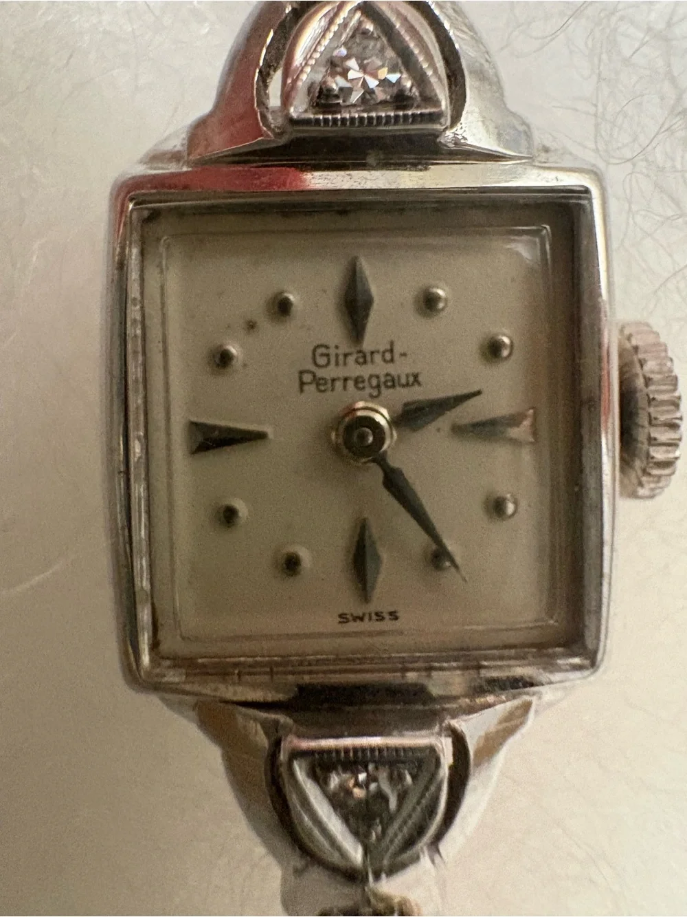 Girard-Perregaux Vintage Swiss Ladies Watch — Silver & Cream - Picture 1 of 11
